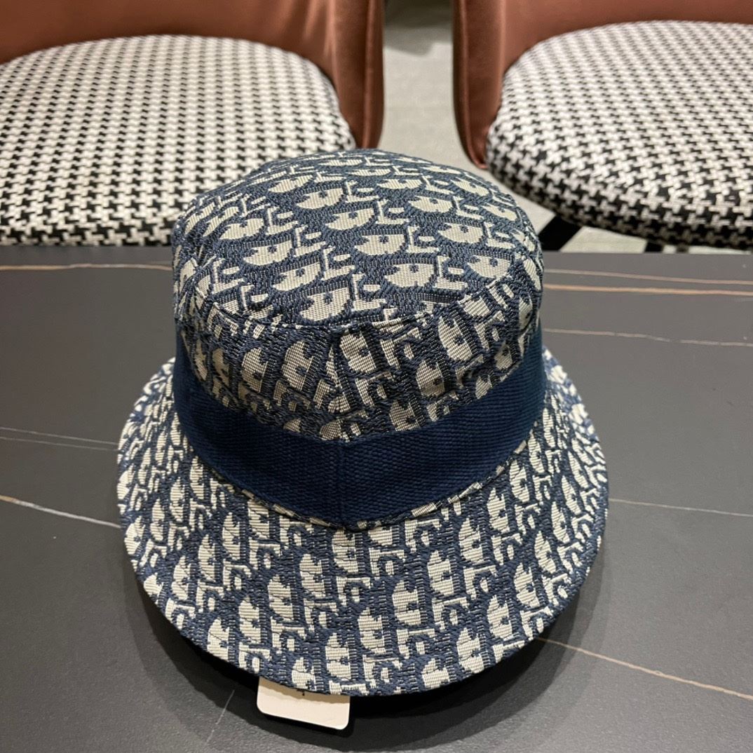 Christian Dior Caps